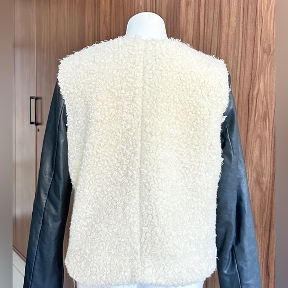 American Eagle Outfitters Black and Cream Teddy Jacket LARGE - Picture 5 of 14